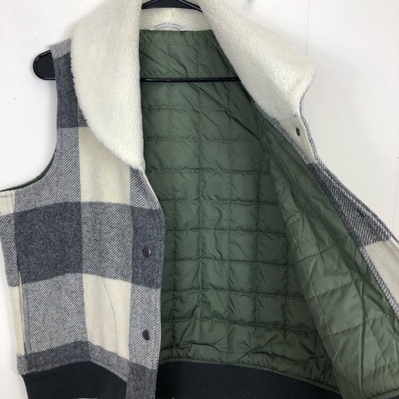 Woolrich Women's Giant Buffalo Wool Vest Sz L - Picture 13 of 14